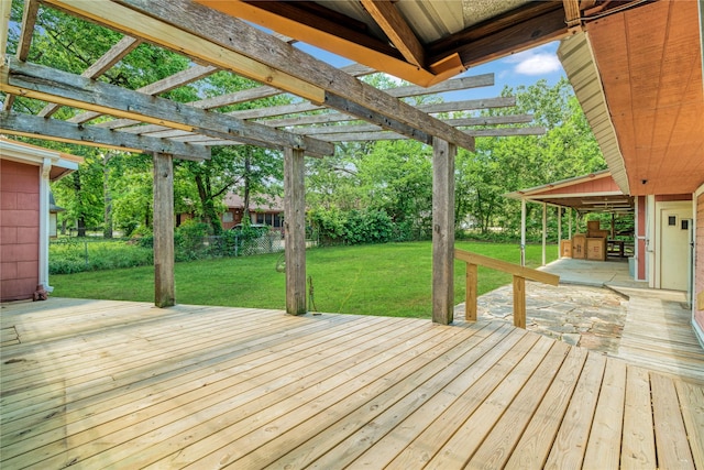 670 SE 22nd St SE, Paris, TX 75460 - wooden deck with a pergola