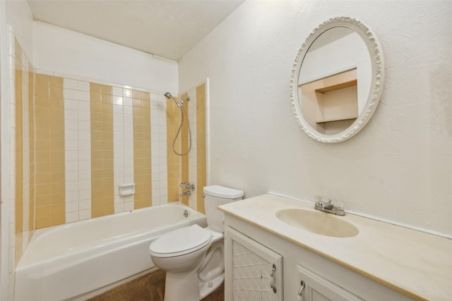 2302 Denmark Dr, Garland, TX 75040 - full bath featuring toilet, vanity, and bathtub / shower combination