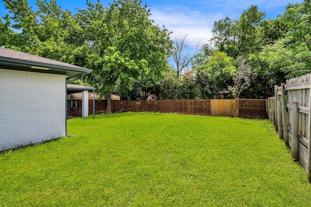 4122 Azalea Ln, Garland, TX 75043 - view of yard with view of scattered trees