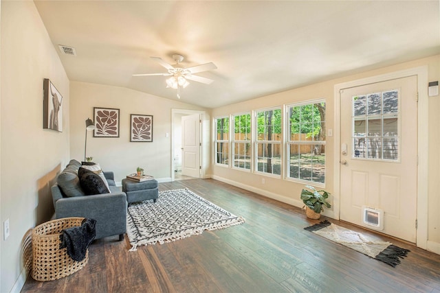 3418 S 11th St, Abilene, TX 79605 - sunroom / solarium with lofted ceiling