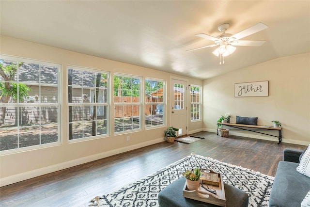3418 S 11th St, Abilene, TX 79605 - sunroom with vaulted ceiling