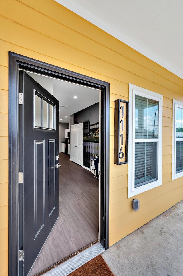 1116 Oakwood Ave, Waco, TX 76706 - view of exterior entry