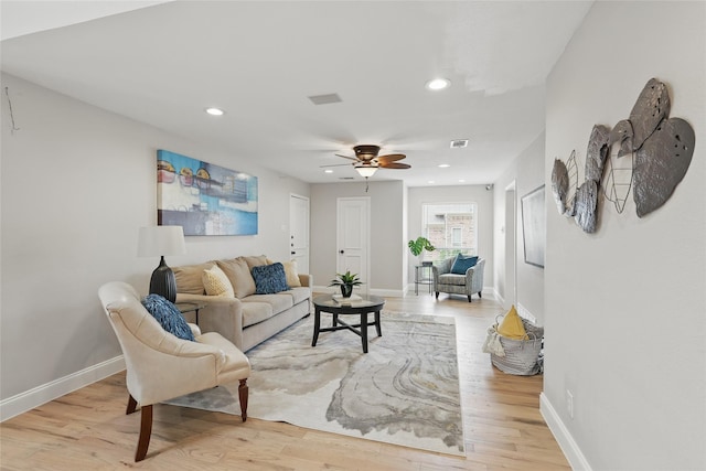 4636 Versailles Ln, Plano, TX 75093 - living room featuring ceiling fan, recessed lighting, wood finished floors, and baseboards