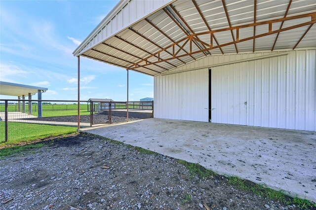 3094 Old Ida Rd, Whitewright, TX 75491 - view of outdoor structure featuring an outdoor structure, an exterior structure, and a carport