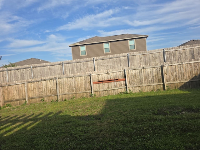 1322 Lucchese Ln, Dallas, TX 75253 - view of yard