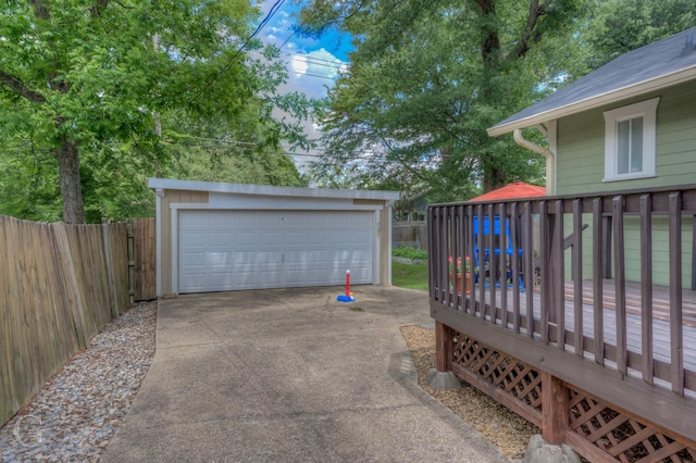 detached garage with fence