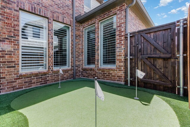 1607 Lilac Ln, Celina, TX 75009 - view of yard featuring a putting green