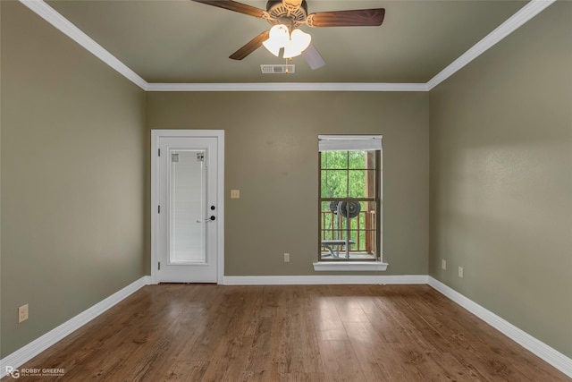 561 Linton Rd, Benton, LA 71006 - unfurnished room featuring ornamental molding, baseboards, wood finished floors, and ceiling fan