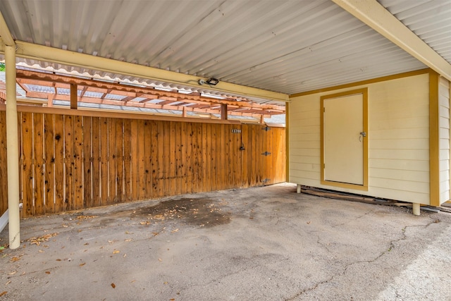 13788 Brookgreen Cir, Dallas, TX 75240 - view of garage