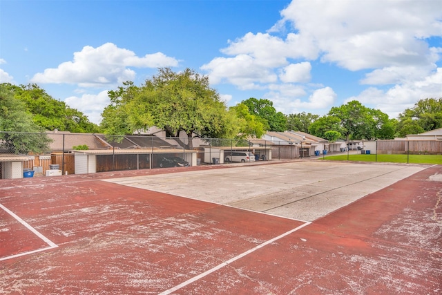 13788 Brookgreen Cir, Dallas, TX 75240 - surrounding community with fence and a tennis court