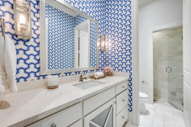 full bath with a shower stall, toilet, vanity, and wallpapered walls