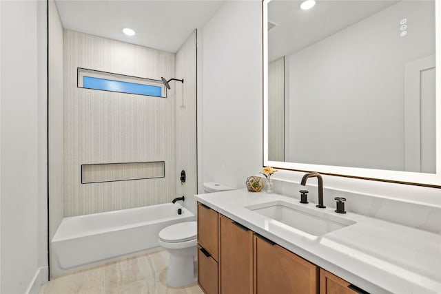 426 Avenue Ave E, Dallas, TX 75203 - full bath with toilet, shower / washtub combination, and vanity