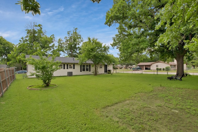 610 Phillips St, Cleburne, TX 76033 - view of yard with cooling unit