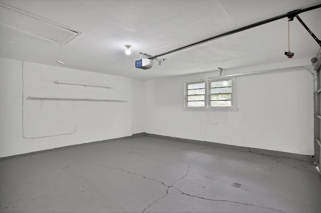 610 Phillips St, Cleburne, TX 76033 - garage with a garage door opener