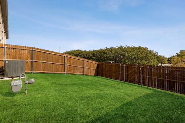2929 Galveston St, Plano, TX 75075 - view of yard featuring central AC