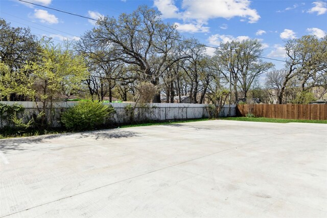 5816 Grayson St, Fort Worth, TX 76119 - view of patio featuring fence
