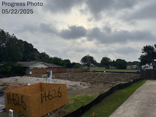 14626 Southern Pines Dr, Farmers Branch, TX 75234 - view of yard
