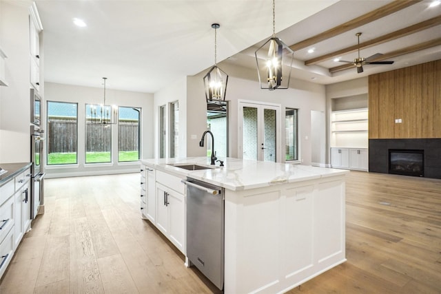 3621 Barber Crk, Fort Worth, TX 76244 - kitchen featuring a sink, appliances with stainless steel finishes, a chandelier, light wood finished floors, and recessed lighting