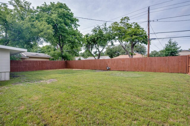 2335 San Paula Ave, Dallas, TX 75228 - view of yard