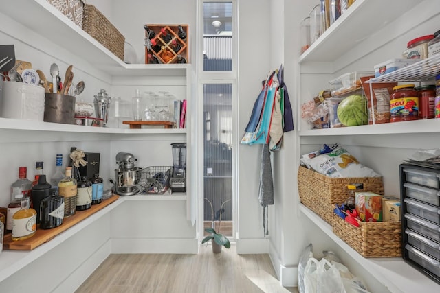 2102 N Prairie Ave Unit 105, Dallas, TX 75204 - view of pantry