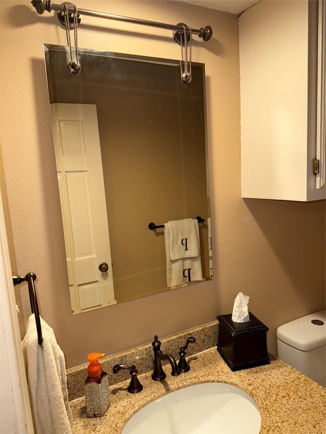 4809 Westhaven Rd, Arlington, TX 76017 - bathroom featuring vanity and toilet