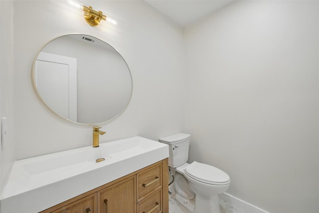 6407 Laurel Valley Rd, Dallas, TX 75248 - half bathroom with toilet, vanity, and baseboards