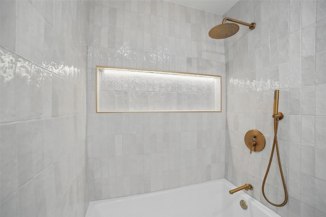 6407 Laurel Valley Rd, Dallas, TX 75248 - bathroom featuring shower / bath combination
