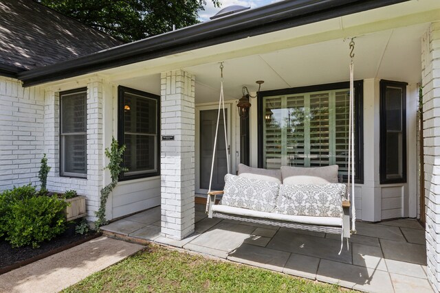569 Dove Creek Cir, Grapevine, TX 76051 - view of patio / terrace with covered porch