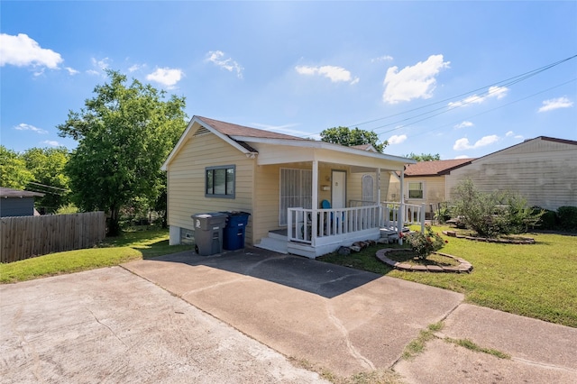 6058 Golden Gate Dr, Dallas, TX 75241 - view of front of property with covered porch