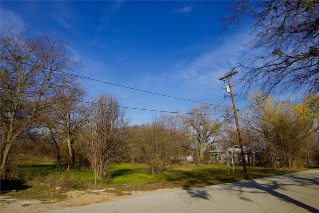 111 N Stadium Dr, Alvord, TX 76225