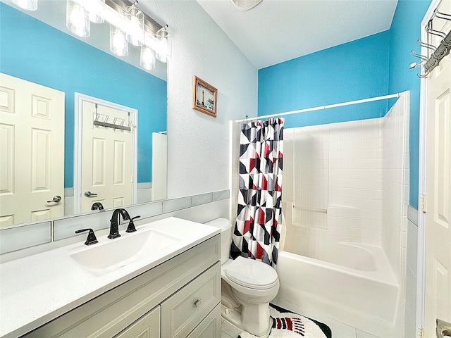 6468 Payton Dr, Fort Worth, TX 76131 - full bath featuring toilet, vanity, and shower / bathtub combination with curtain