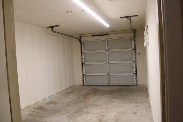 314 Cedar St, Bangs, TX 76823 - view of garage