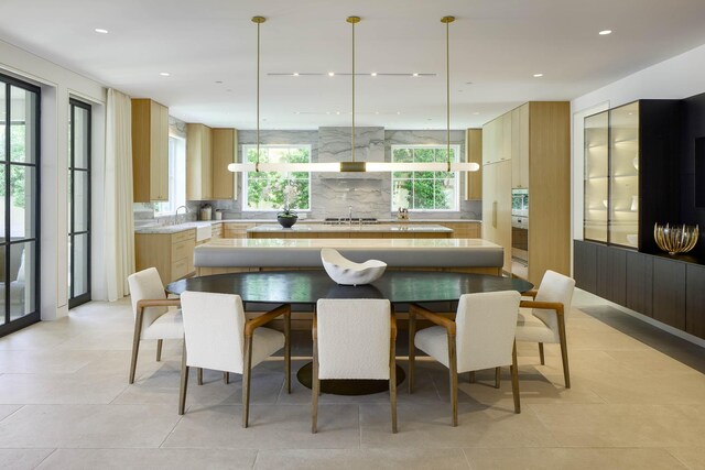 3906 Shenandoah St, Highland Park, TX 75205 - dining room featuring recessed lighting