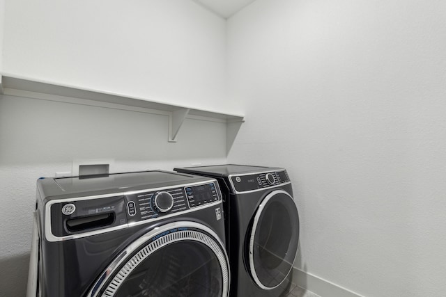 1654 Castleford Dr, Forney, TX 75126 - washroom with washer and clothes dryer