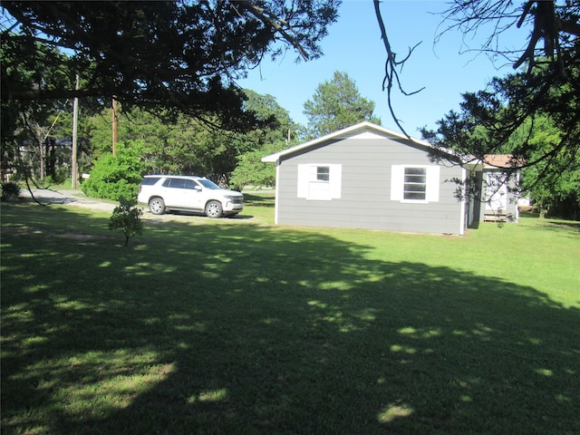344 Castle Dr, Pottsboro, TX 75076 - view of green lawn