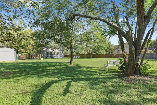 724 N Old Robinson Rd, Robinson, TX 76706 - view of yard with an outbuilding and a storage unit