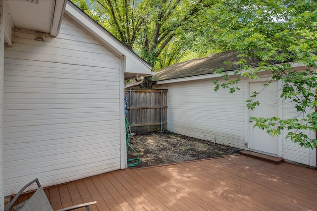 626 Lochngreen Trl, Arlington, TX 76012 - wooden deck featuring fence