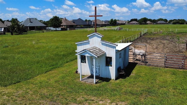 566 Glenn Ln, Red Oak, TX 75154 - view of outdoor structure featuring an outdoor structure and a residential view