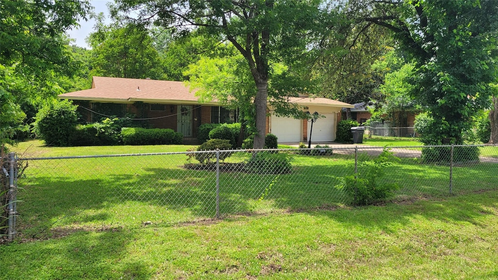 4627 Hedgdon Dr, Dallas, TX 75216 - ranch-style house featuring concrete driveway and a garage