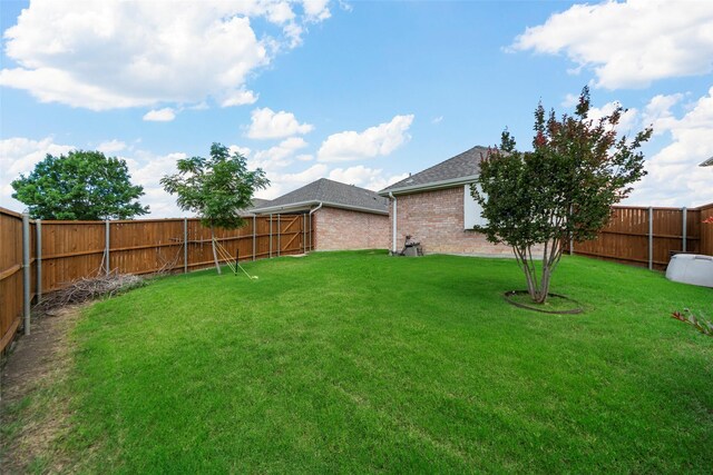 1409 Kingsley Dr, Allen, TX 75013 - view of yard