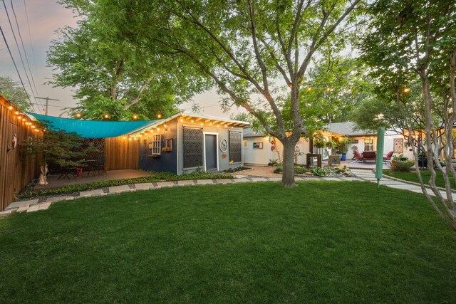 8538 Grenadier Dr, Dallas, TX 75238 - view of back of property