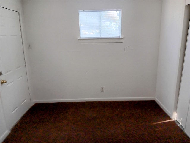 12249 High Pointe Cir, Dallas, TX 75243 - unfurnished room featuring carpet and baseboards