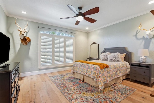 1345 Stillwater Rd, Waco, TX 76708 - bedroom featuring wood finished floors, baseboards, ceiling fan, crown molding, and recessed lighting