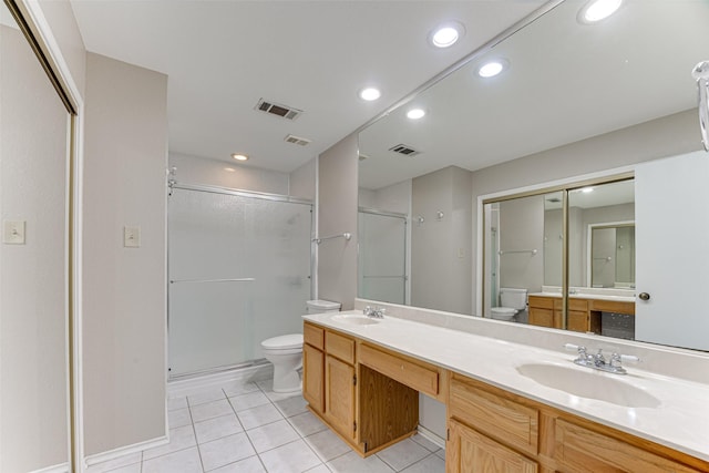 3817 Roman Ct, Plano, TX 75023 - full bathroom with toilet, tile patterned flooring, a shower stall, and recessed lighting