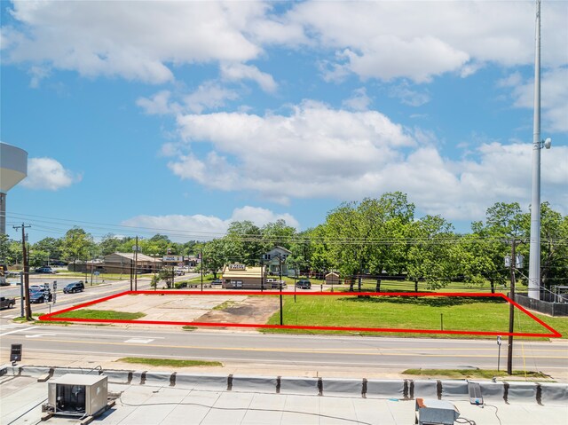 1902 Bonham St, Paris, TX 75460