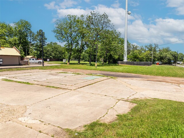 1902 Bonham St, Paris, TX 75460