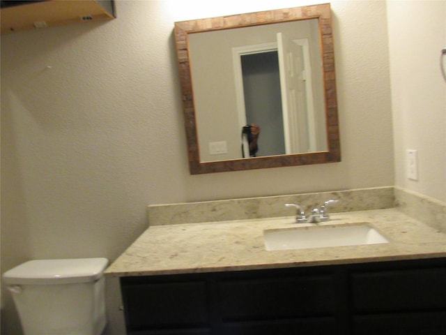 2817 Henry Rd, Lancaster, TX 75134 - bathroom with toilet and vanity