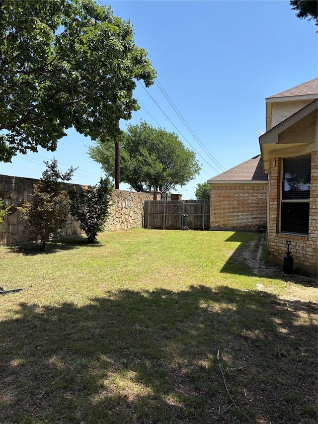 1435 Delta Dr, Cedar Hill, TX 75104 - view of yard