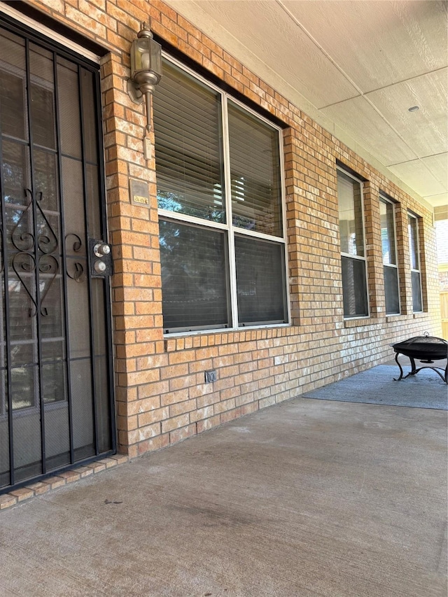 1435 Delta Dr, Cedar Hill, TX 75104 - view of patio
