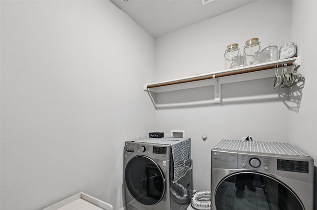 3812 Wheatland Trl, Forney, TX 75126 - laundry area with separate washer and dryer